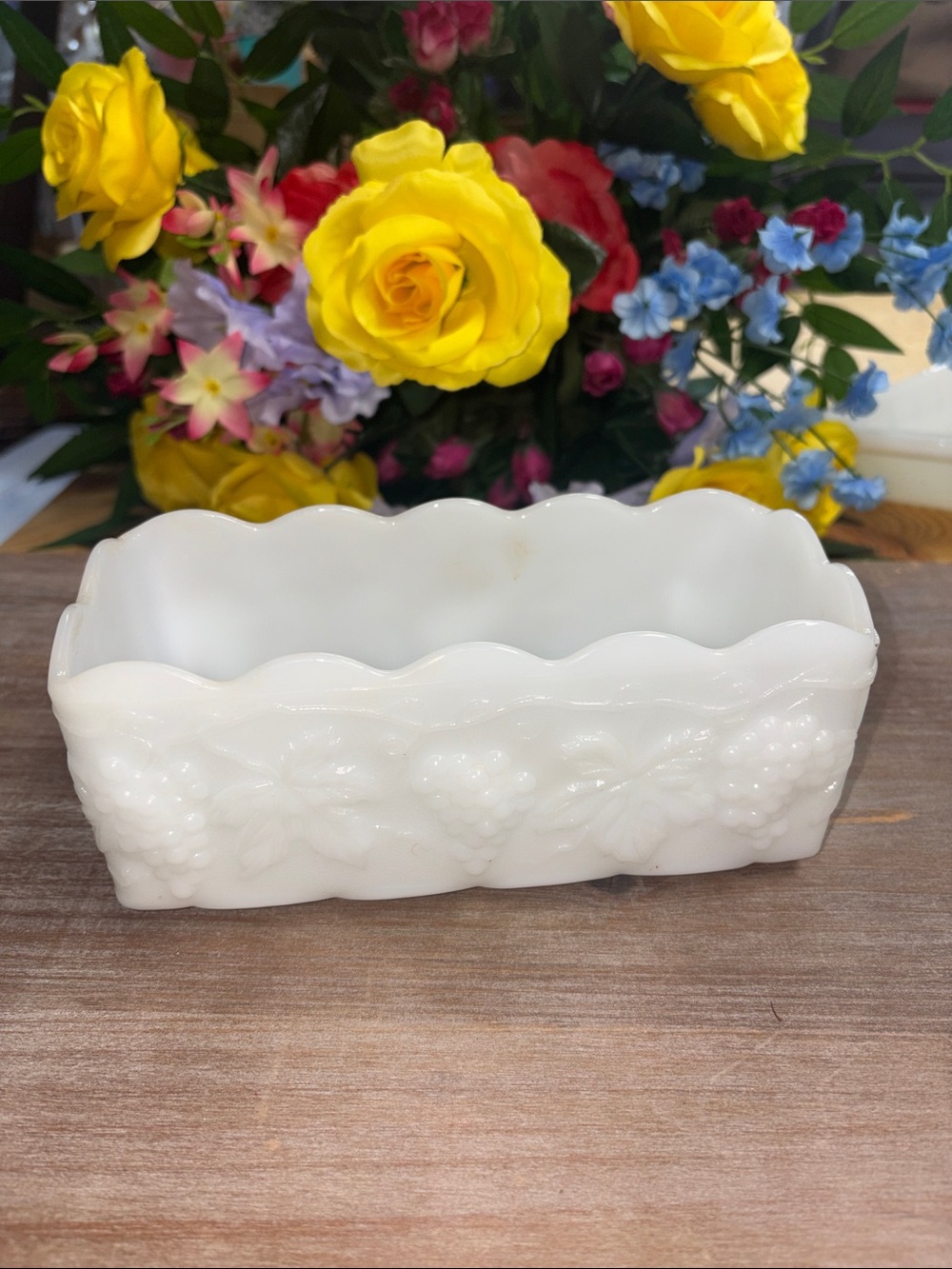 Anchor Hocking White Milk Glass Grape Relief Oblong Planter